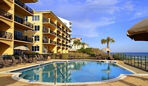 Gulf front pool - Gulf front pool is open to all guests - and heated in the cooler months.