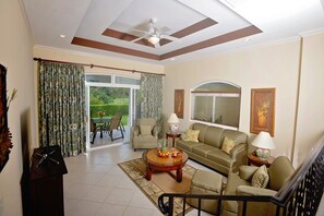 Colina 13F recently upgraded with new furniture, the open living room are has access to patio and garden.
