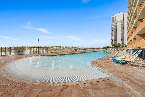 Pelican Beach 1216 - Vacation Rental Condo with Community Pool in Destin, FL -  Bliss Beach Rentals