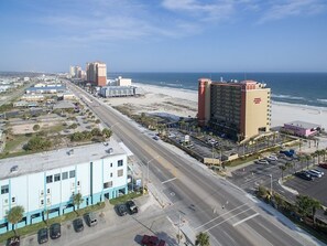 Beachview 223 - Proximity of the beautiful beach