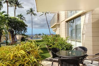 Tropical Paradise at Kamaole Nalu #102 - Steps from Kam 1 & 2 Beaches!"nnnn