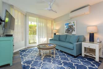 Maui Banyan Q-109 Unit B | Steps to the Pool!