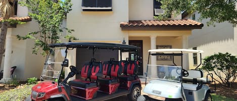 4-Seater & 6-Seater Golf Carts