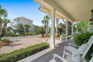 Driftwood - Magnolia Dunes Vacation Rental House with Community Pool and Near Beach in Seagrove 30A, Florida - Bliss Beach Rentals