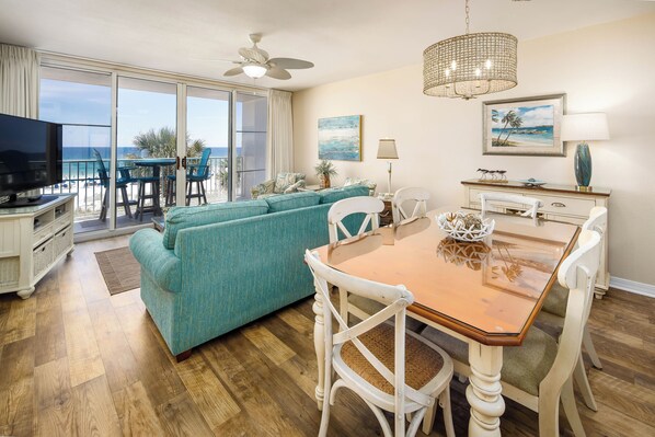 Living area and dining area with gorgeous views