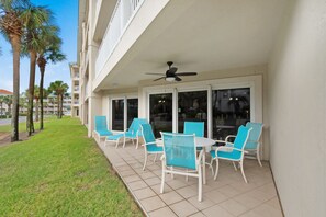 Spacious back patio