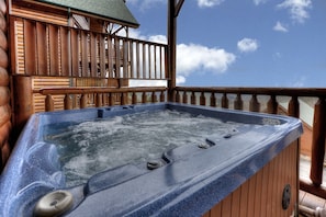 Hot Tub - Relax and soak in your own hot tub