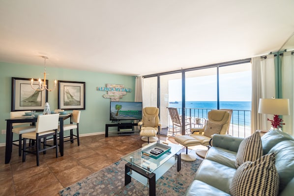 Welcome to Alpaca My Bags, Edgewater 810 T3 beachfront in beautiful Panama City Beach, Florida!