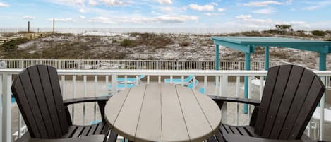 Relax on the 2nd floor Gulf Front Balcony