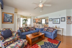 Silver Beach Towers East 1206 - Living Area