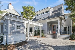 Barefoot at the Beach - WaterSound - Driveway