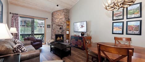 Main Living Space (Wood Burning Fireplace/TV)