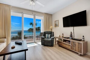 Majestic Sun 208A - Beautiful Gulf Views From Living Area