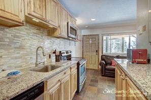 Kitchen - Fully loaded kitchenette