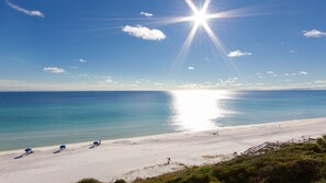 Sugar white beaches with beach access on the resort, with guest access to the beach on the south side of the resort.