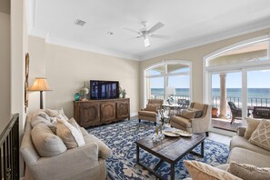 Second Floor: Living Area