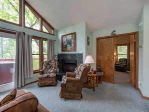 Living Room - Fireplace + Mountain Views