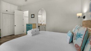 Lazy Days - 1st Floor King Bedroom
