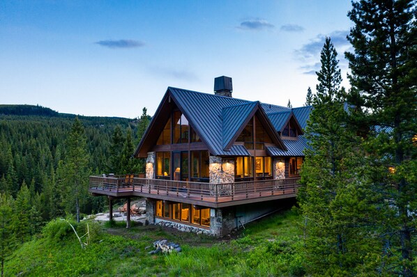 A view of the home from the driveway/entrance side of the home.