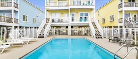 Welcome to Blue Parrot #3 in Gulf Shores