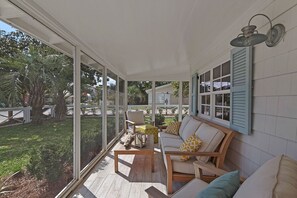 The White House - Seagrove Beach - First Floor - Porch