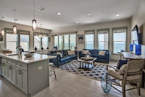 Luna Plata - Luxury Beachfront Duplex with Private Pool in Destin, FL - Five Star Properties Destin/30A