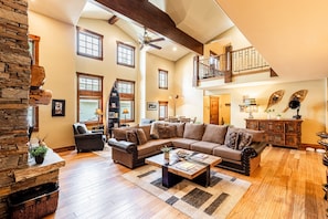 Great Room Living Area - Fireplace, Vaulted Ceilings, Smart TV