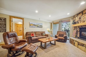 Comfortable seating and gas fireplace - Atrium 108 Breckenridge Vacation Rental