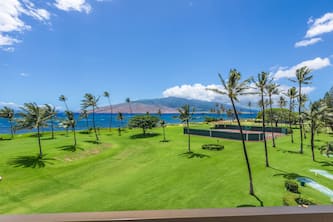 Spacious 3 bedroom oceanfront condo suite