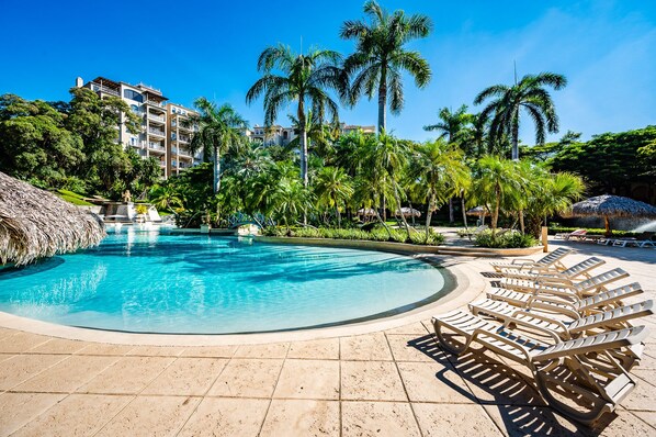 The large scenic pool is part of the Matapalo complex. 
