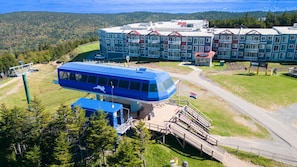 Mountain Lodge is located next to the chairlift