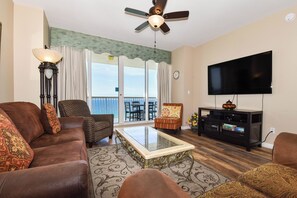 Silver Beach Towers East 1502 - Living Area with TV