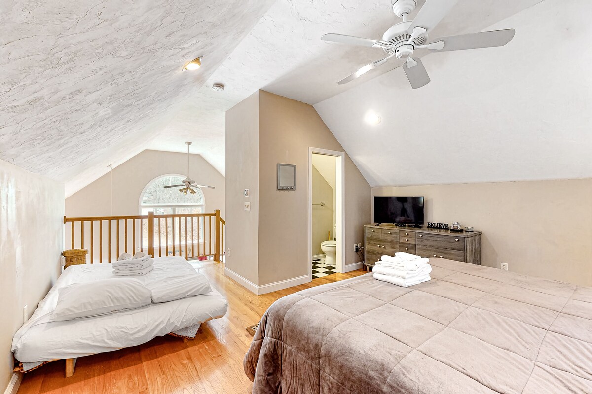 Secluded home with firepit, & scenic yard – near Nauset Beach & shops