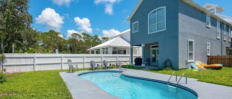 White Sand Pool