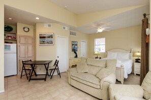 Delightful studio retreat for your perfect getaway