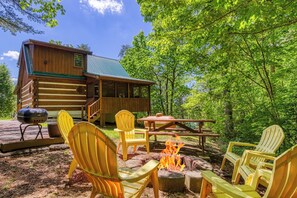 Exterior view of the cabin and fire pit!