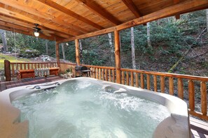 A Bit Of Heaven - Hot Tub looking over the mountain.