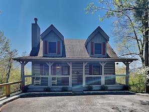 Angels View Exterior