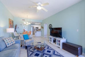Living Room 3 -Phoenix VI 1210-Orange Beach, AL