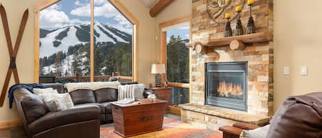 Take in the resort views from Lakota Antlers 409