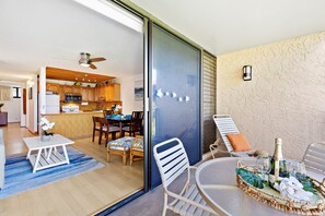 Outdoor/Indoor living