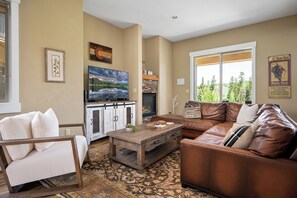 Welcome to Willows at Grand Park 160