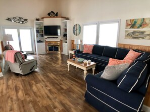 Living Area - Entry Level