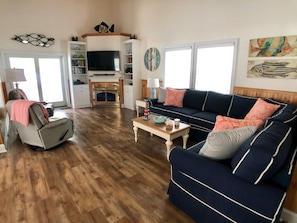 Living Area - Entry Level
