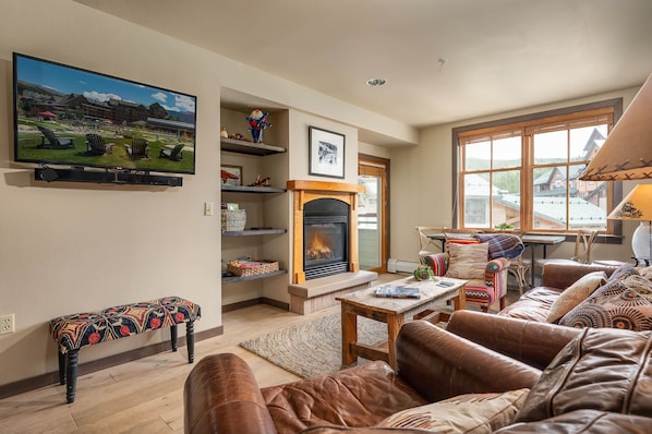 Welcome to Zephyr Mountain Lodge 1508