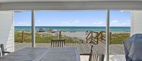 On the Beach | Outdoor Sitting Area