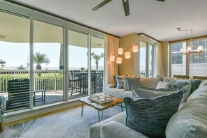 Silver Beach Towers West 106- Living Area
