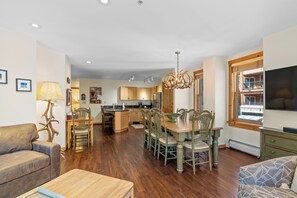 Living room, dining area, and kitchen.