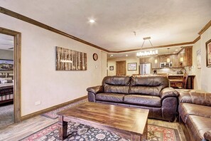 Living Room, Village at Breckenridge Chateaux 1023, Breckenridge Vacation Rental