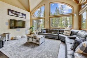 Living Room - Evergreen Lodge - Breckenridge Vacation Rental